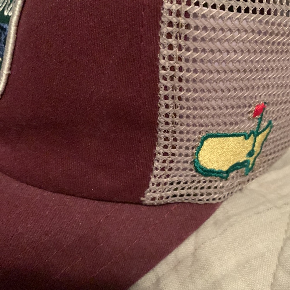 2019 Masters trucker hat, Tags attached, burgundy with taupe mesh - Picture 2 of 7